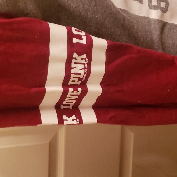 VICTORIA SECRET PINK 🤩 - Picture 3 of 5